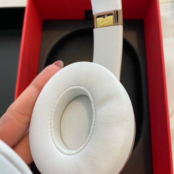Beats solo 3 wireless gold - Picture 7 of 9